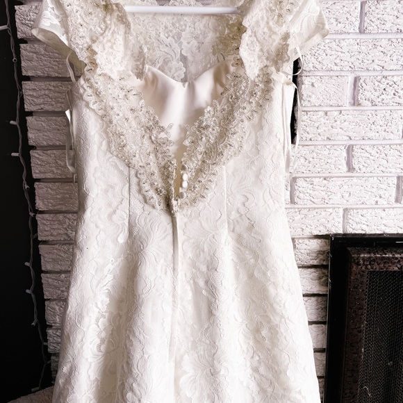 - Size US 8 wedding dress NEW - Picture 7 of 8